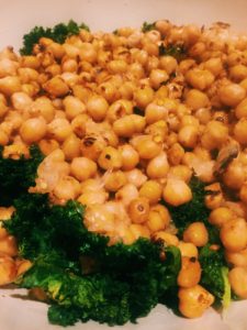 Crispy Kale and Chickpea Salad