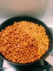 Crispy Kale and Chickpea Salad