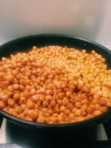 Crispy Kale and Chickpea Salad
